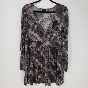 Torrid Snakeskin Faux Wrap Babydoll Top Womens Sz 3X Gray Black Long Sleeve Mesh